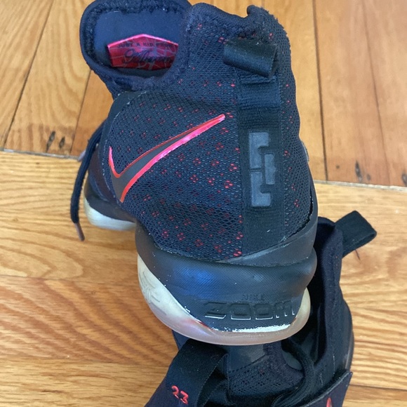 Nike Lebron 14 Bred Mid Top GUC Sneakers - Picture 11 of 16